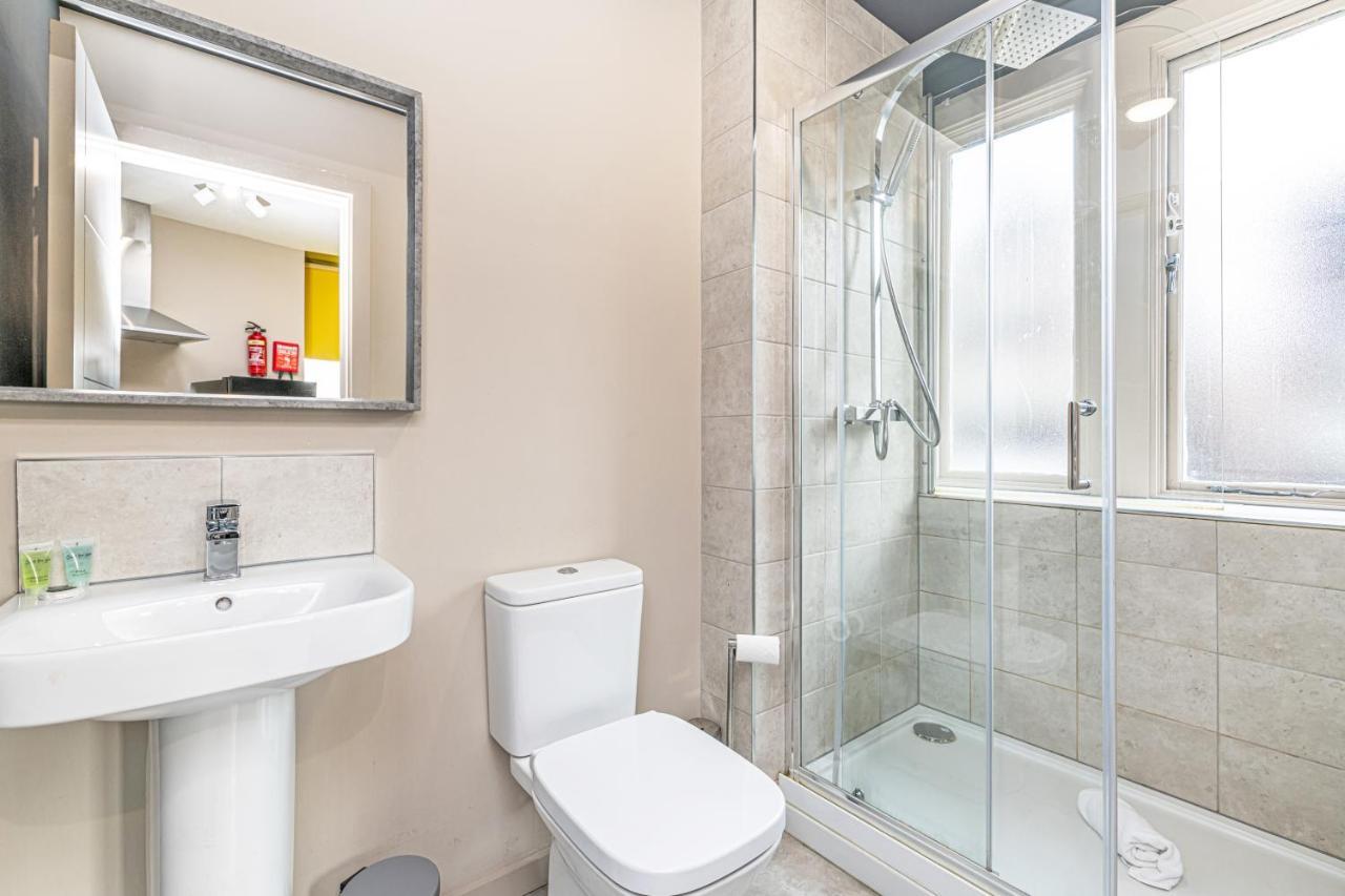 Wigan Central Serviced Apartments Zewnętrze zdjęcie