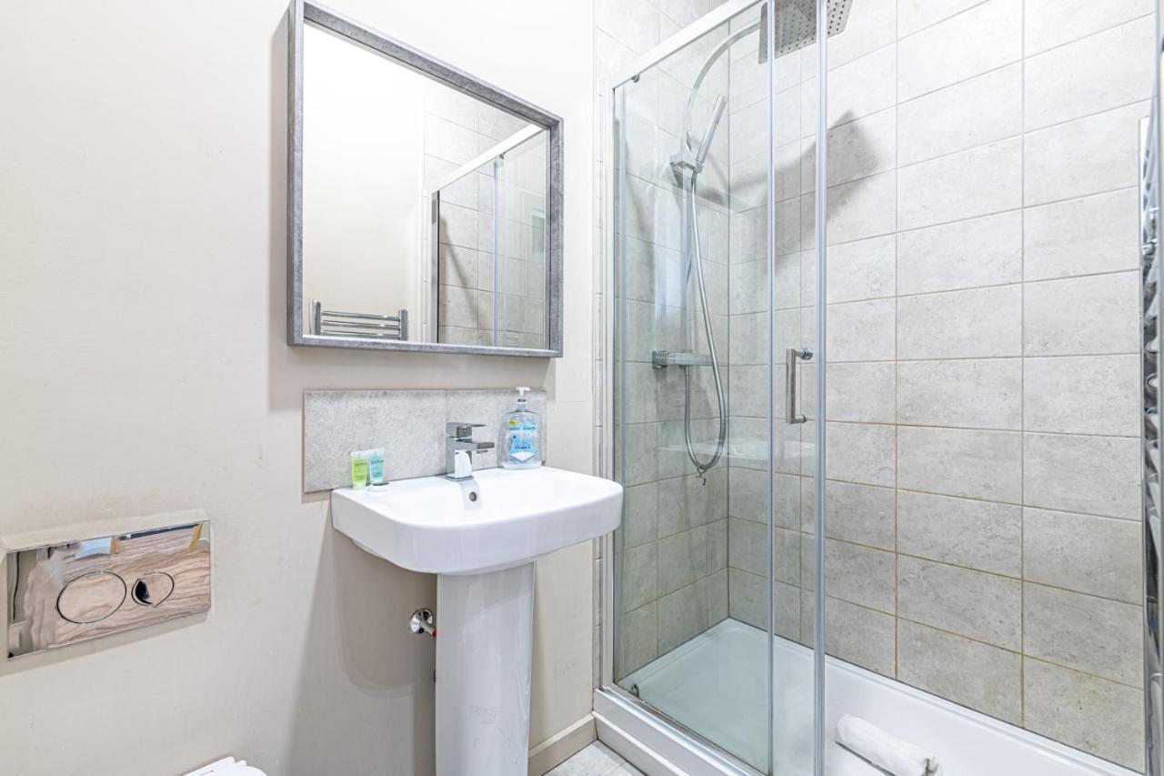 Wigan Central Serviced Apartments Zewnętrze zdjęcie